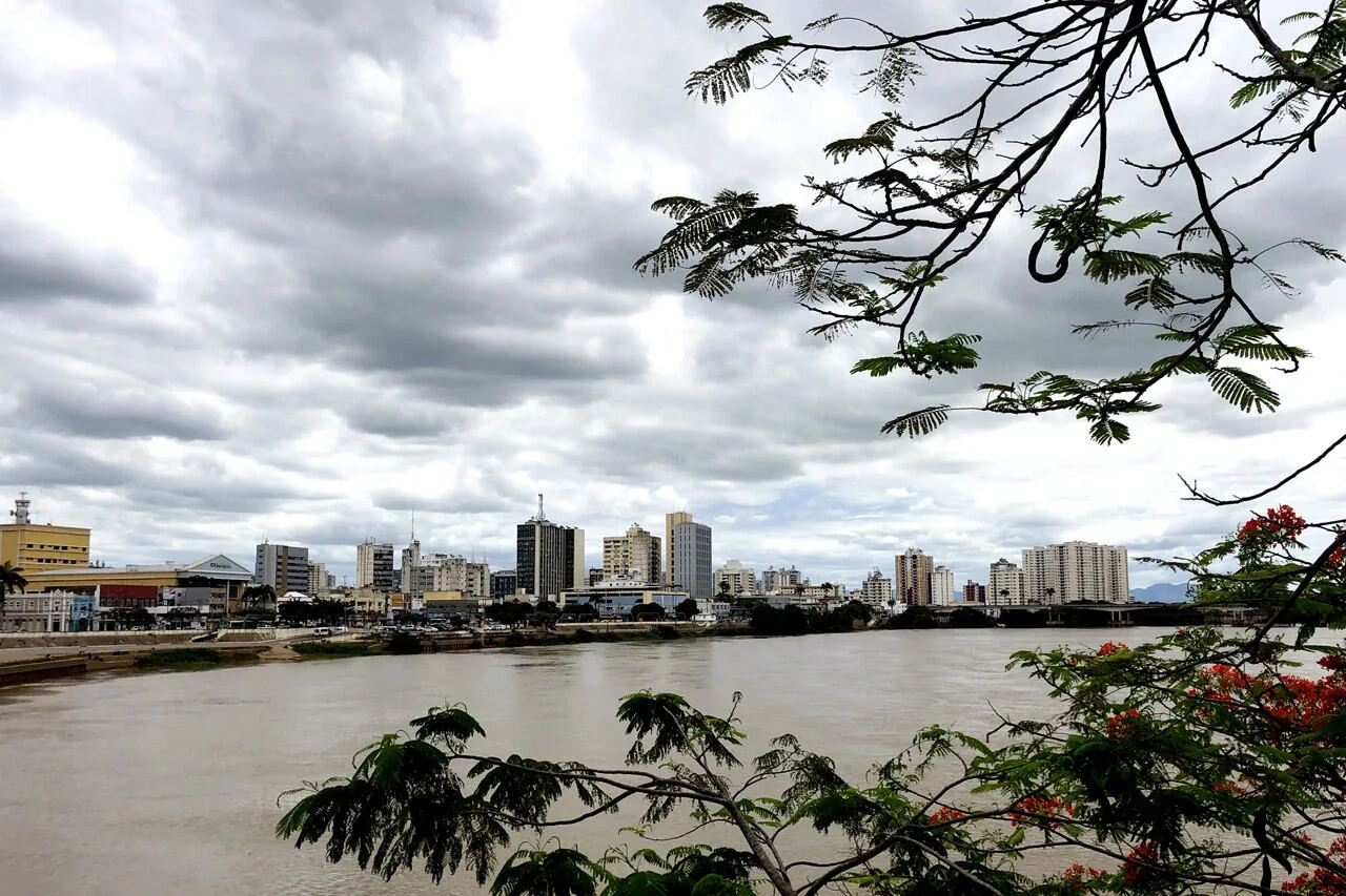 Vista de Campos dos Goytacazes usada no monitoramento do tempo ao vivo