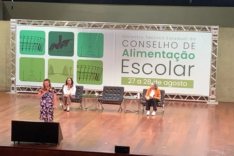 Representantes de Campos em encontro sobre alimentação escolar
