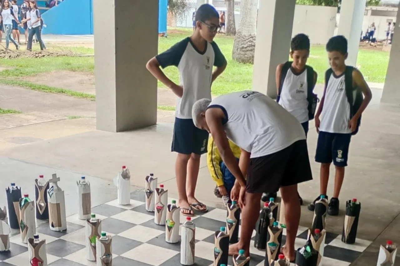 Campos publica política de educação em tempo integral