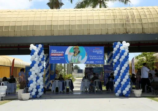 Candidatos participam da Feira Emprega Transporte do Sest Senat em Campos