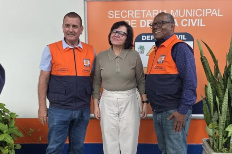 Pesquisadores e gestores municipais reunidos pelo Programa Mais Ciência em Campos