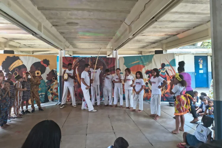 Estudantes da Escola Municipal Instituto Profissional São José participam do Projeto Raízes